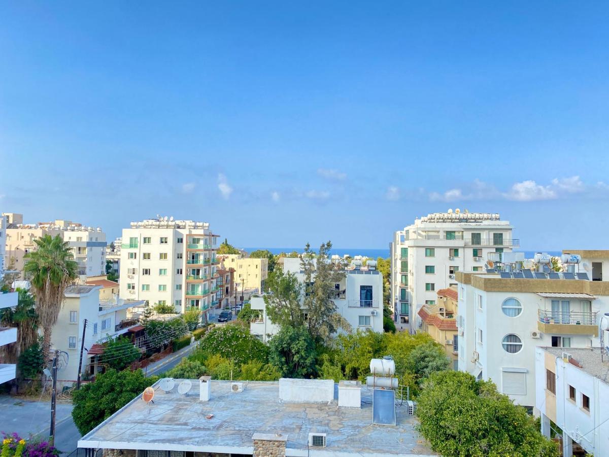 Kaan Hotel & Apartment Kyrenia  Bagian luar foto